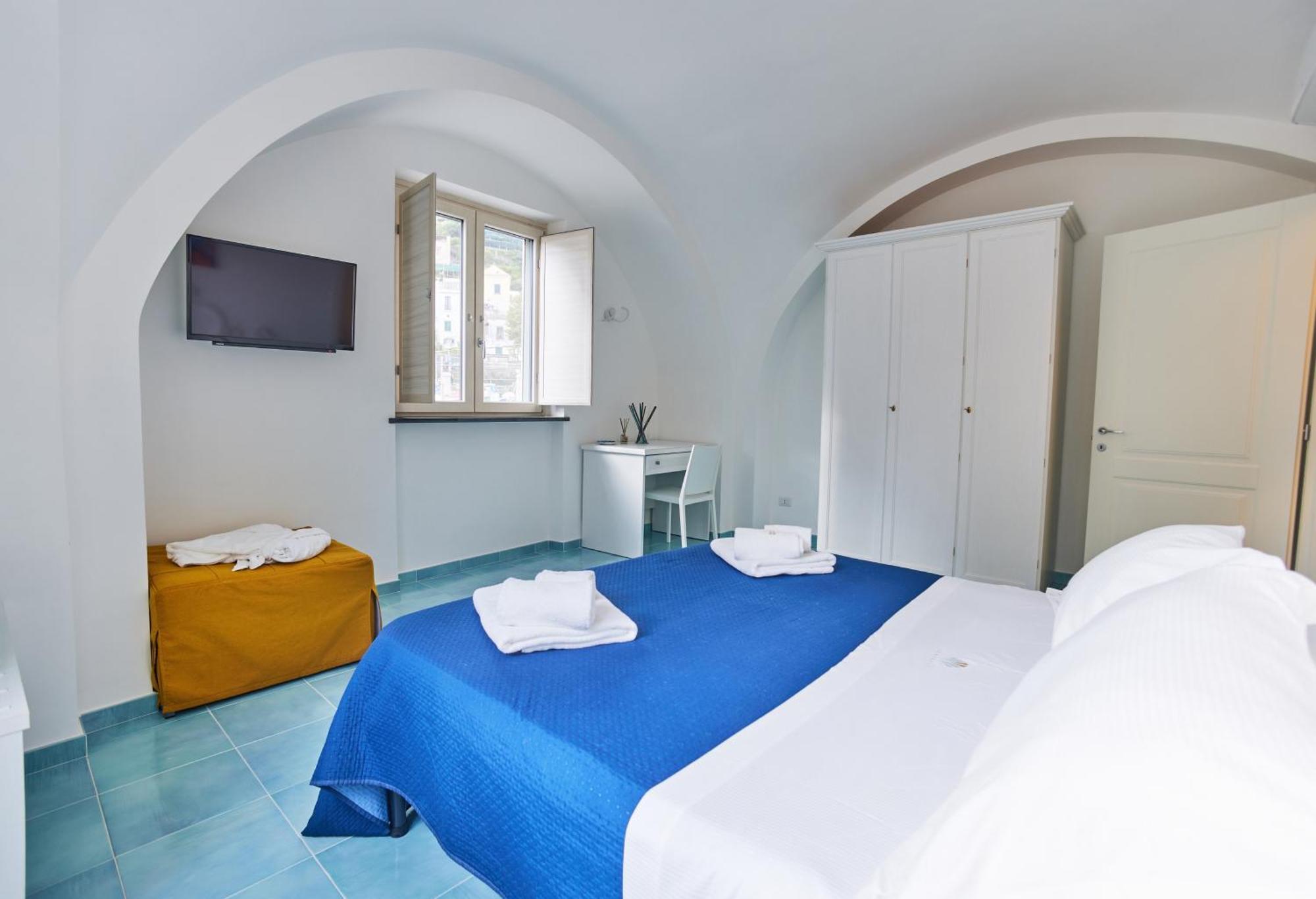 Seashell Apartment Minori Luaran gambar
